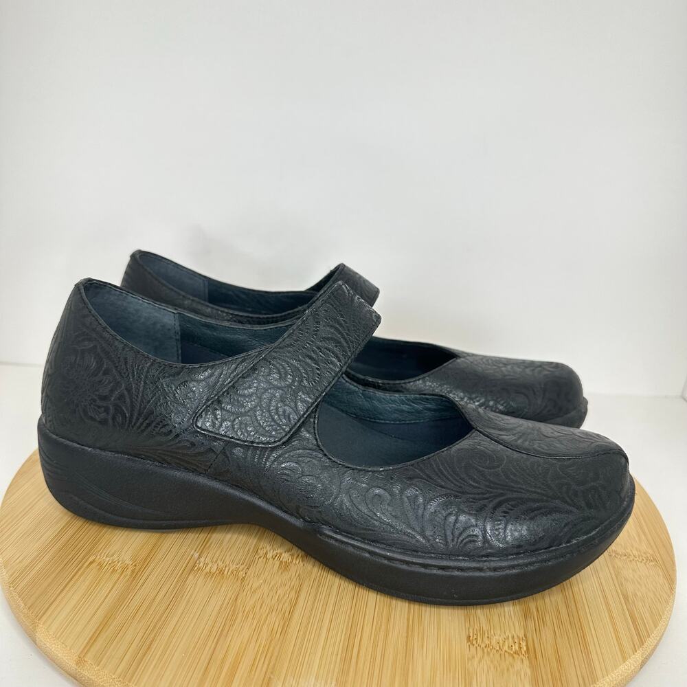 Dansko Annie Mary Jane Clogs Black Floral Tooled Embossed Leather Size EU 40